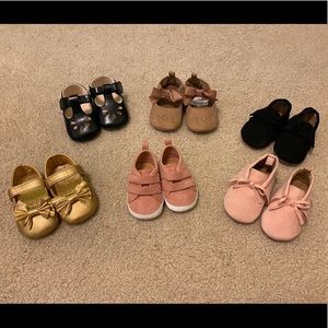 📌SALE📌Baby girl soft shoe bundle